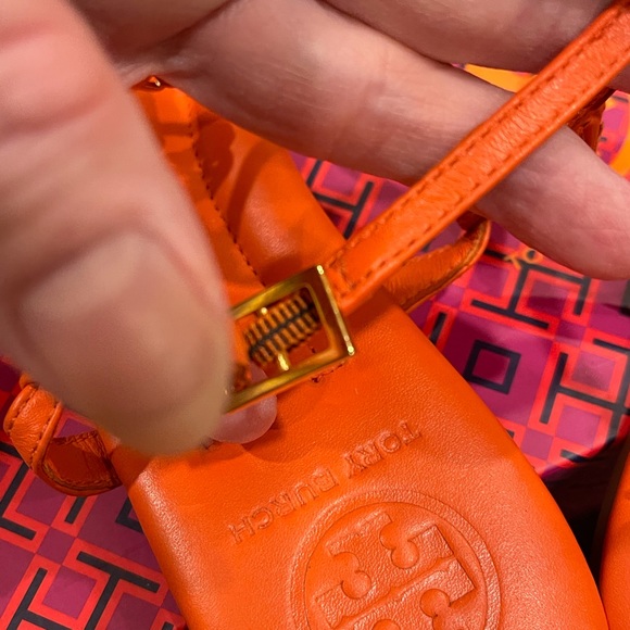 TORY BURCH 8.5M BRIGHT POPPY ORANGE MINI MILLER TYPE ALL LEATHER STRAP SANDALS - Picture 9 of 15